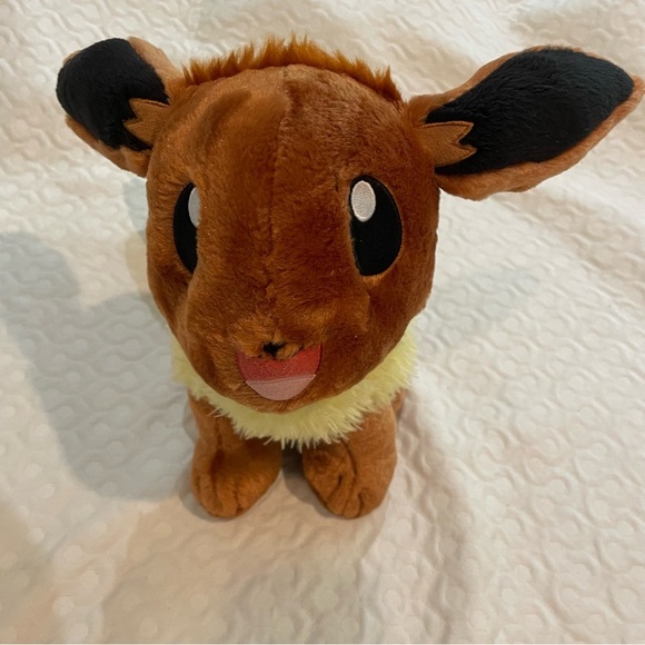 Build a Bear Eevee 16in Pokémon Plush Toy - Picture 1 of 10